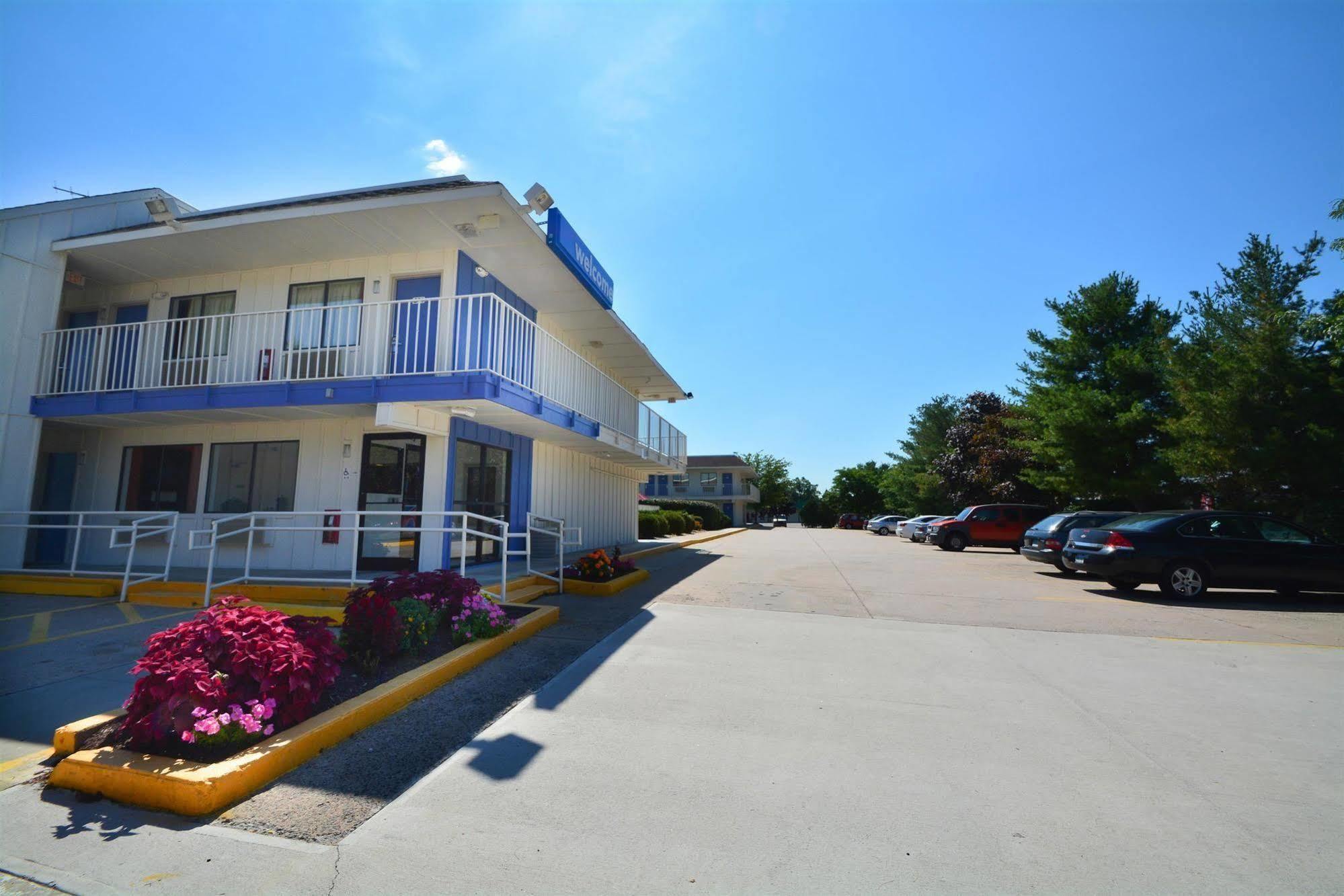 Motel 6-Windsor Locks, CT - Hartford Exterior foto
